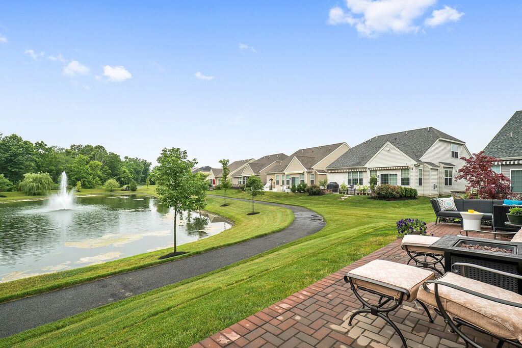 Adult Community Pros and cons. Call Jennifer Martire Baukol for help navigating this process.